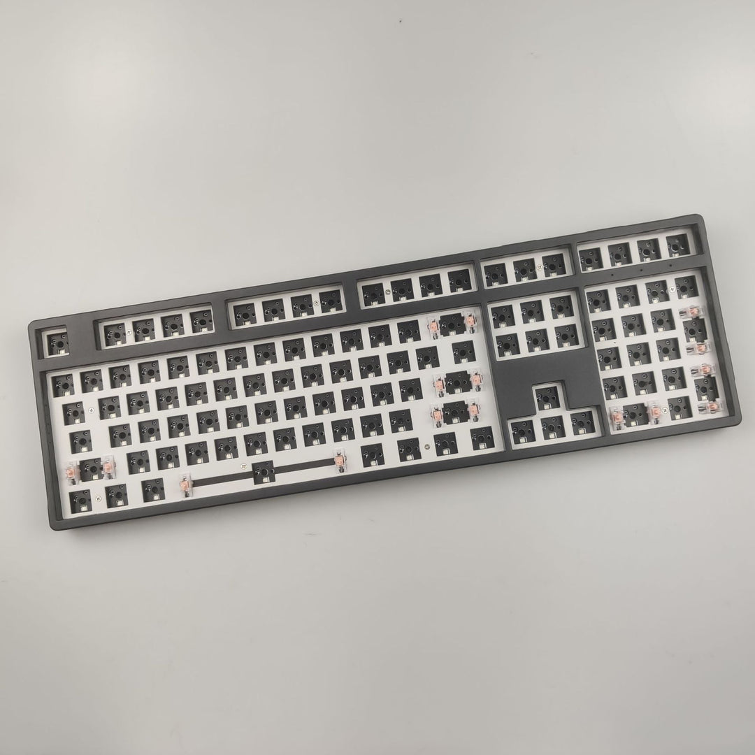 100% Wireless Mechanical Keyboard Barebone Kit