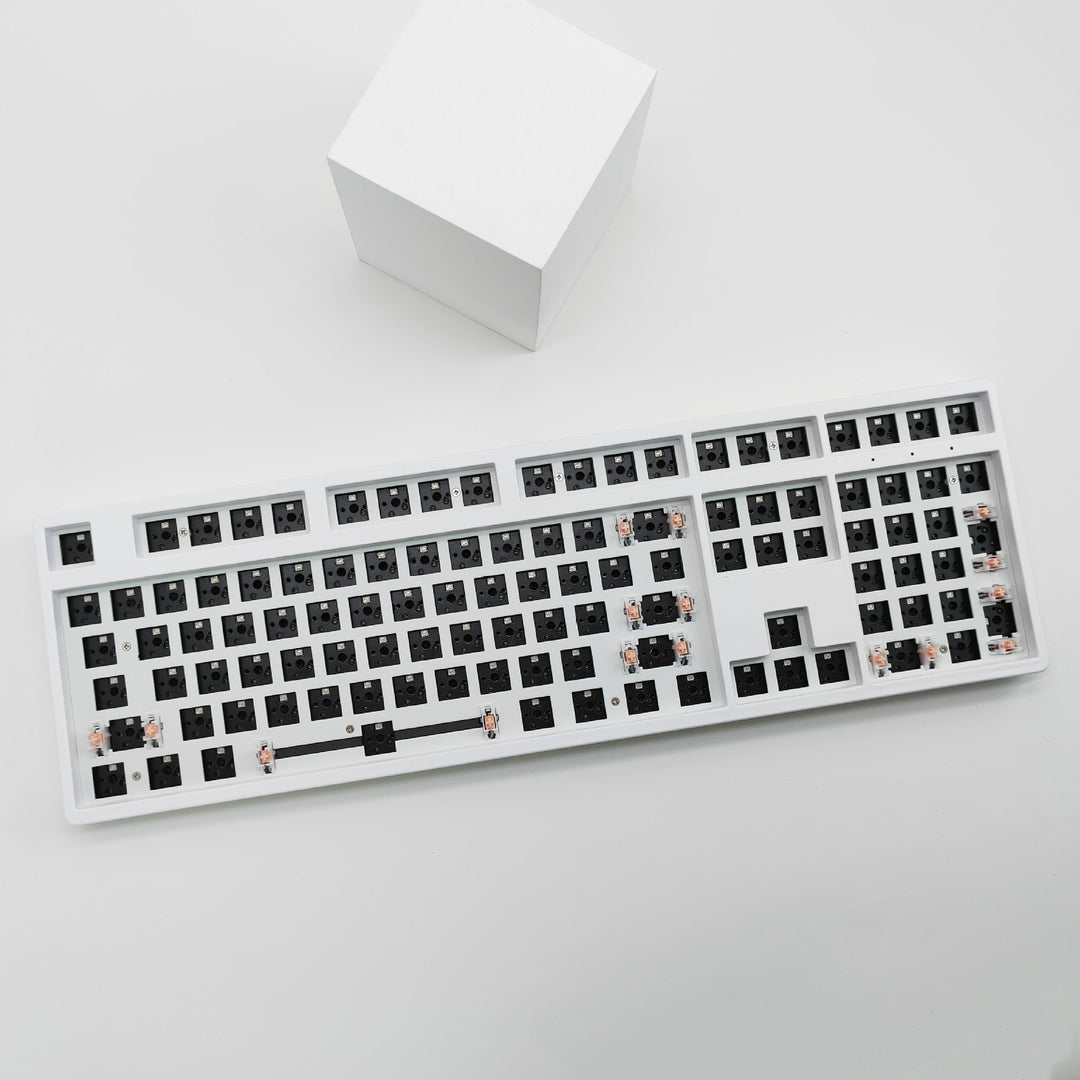 100% Wireless Mechanical Keyboard Barebone Kit