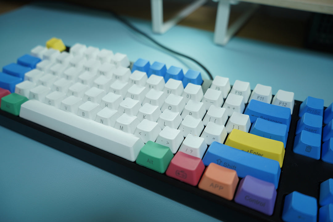 CHOOSING BETWEEN MEMBRANE AND MECHANICAL KEYBOARDS