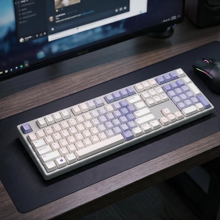 100% Violet Dream PBT Keycaps ( ANSI )